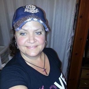 Meet your Posher, Christy